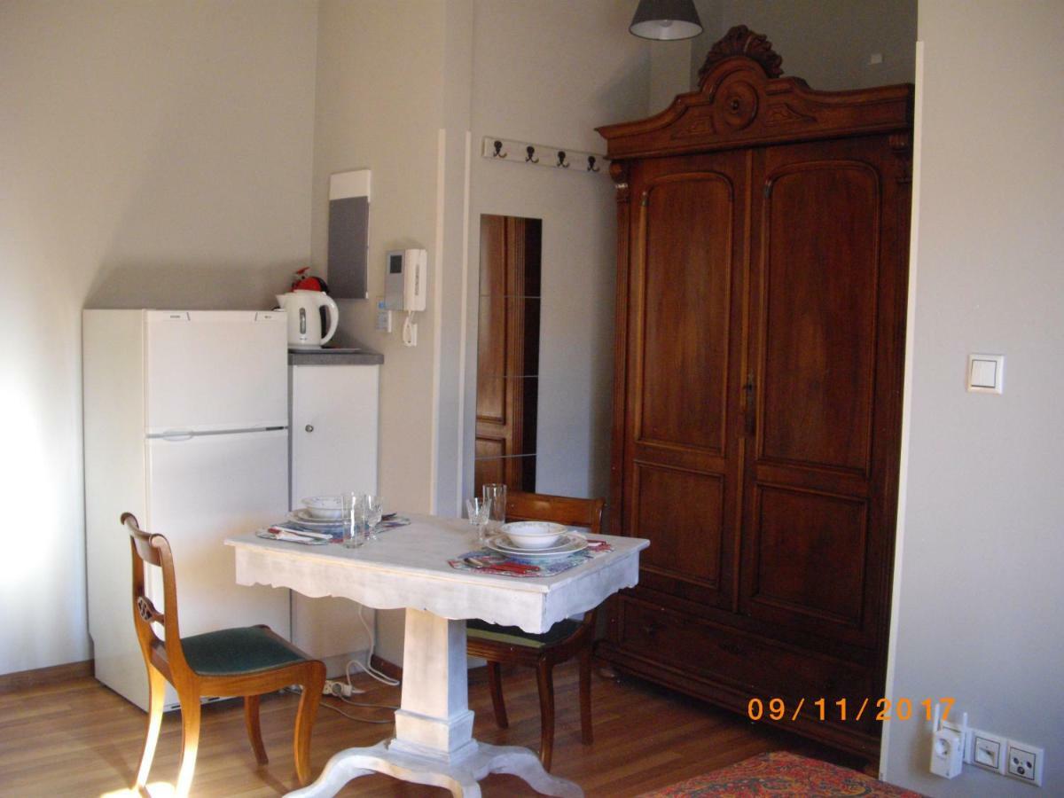 The 25Sqm Sunny, Modern And Comfortable Αθήνα Εξωτερικό φωτογραφία