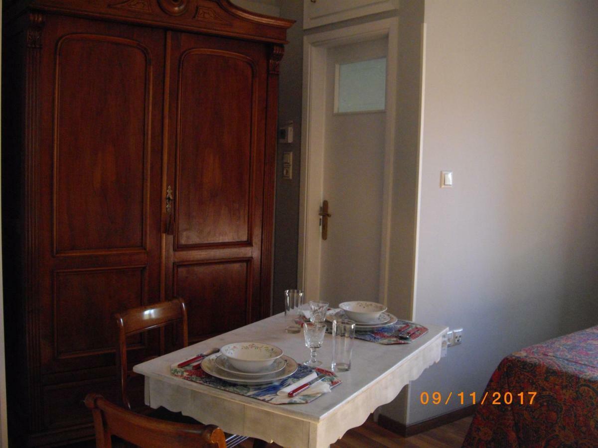 The 25Sqm Sunny, Modern And Comfortable Αθήνα Εξωτερικό φωτογραφία